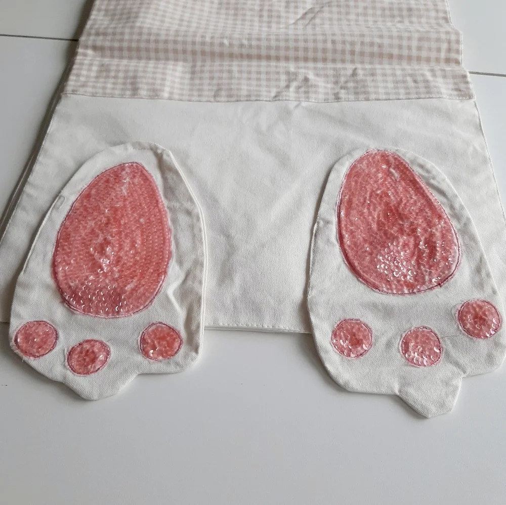 NWT ISAAC MIZRAHI EASTER TABLE RUNNER - Picture 5 of 14